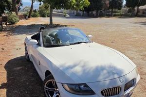 BMW Z4 E85 2.2 Roadster