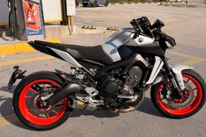 Yamaha mt 09
