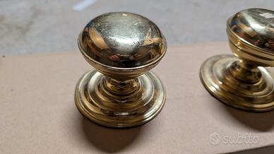 pomelli o pomoli portone