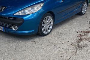 Peugeot 207cc 1..6 hdi Diesel