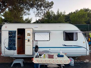 roulotte Adria adora uk502 