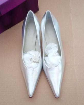 Scarpe in pelle color argento