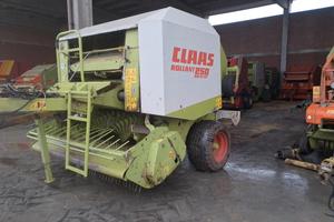 claas rollant 250 rete e spago 