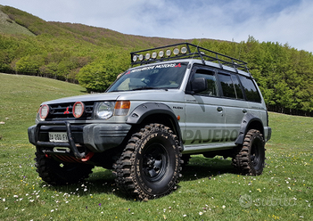 Fuoristrada Mitsubishi Pajero GLX 2.5 TDIC 1998