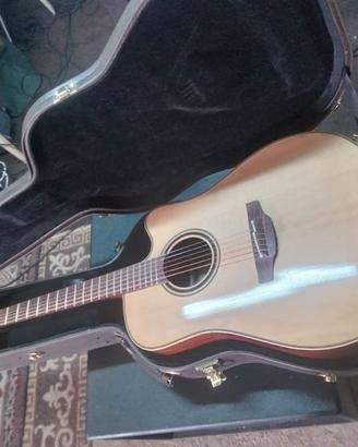 Chitarra acustica takamine con custodia