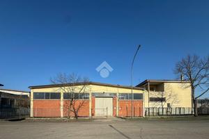 CAPANNONE A PIACENZA