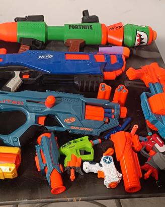  fucili - bazooka e pistole  marca NERF