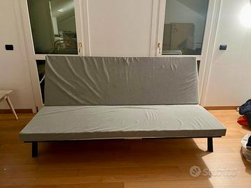 Divano letto matrimoniale Ikea come nuovo