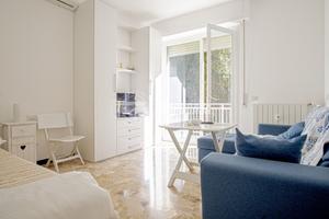 2 LOCALI COMPLETAMENTE RISTRUTTURATO