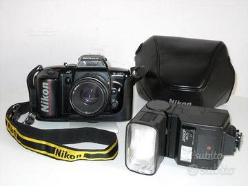 Macchina Fotografica NIKON F- 401 X accessoriata