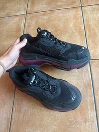 balenciaga triple S nere suola viola/borgogna