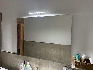 Specchio bagno con luce led
