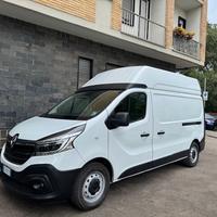 reno trafik lungo tetto rialzato doppia porta 2021