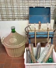 Attrezzatura per imbottigliare vino o olio
