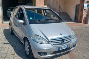 AUTOMATICA NEOPATENTATI CLASSE A 2.0TDI CON GANCIO