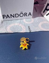 Pandora x Disney sundrop flower Charm Luminoso