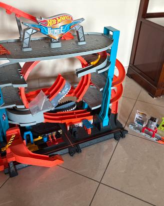 Garage hot wheels