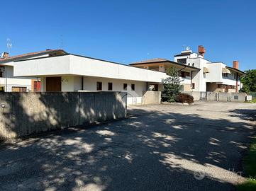 VILLA SINGOLA A CODROIPO