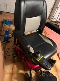 carrozzella elettrica anziani mobilità poltrona