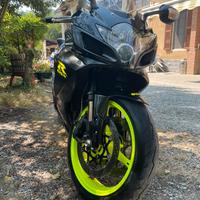 Suzuki GSXR 750 K7