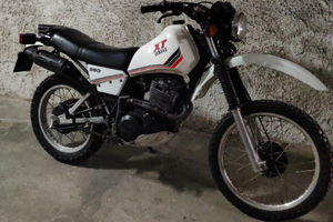 Yamaha XT 550