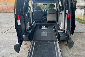 Volkswagen guida e trasporto disabili