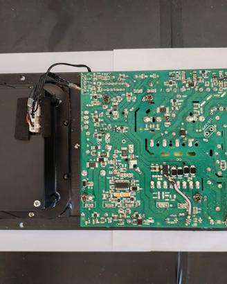 Amplificatore digitale da incasso 400+50 W RMS