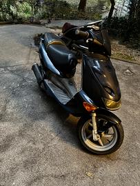 Aprilia sr 150