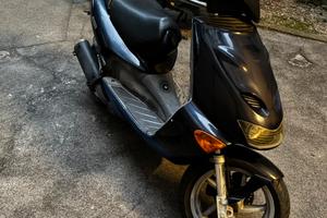 Aprilia sr 150