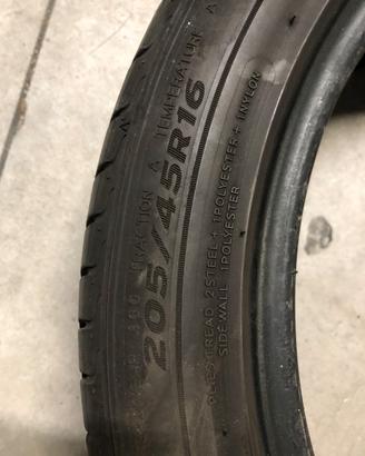 Pneumatici estivi 205/45/16 83V