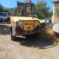 Escavatore mecalac
