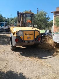 Escavatore mecalac