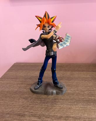 Yu-Gi-Oh! Action Figure Yami Yugi con Duel Disk