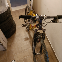 Mountain bike giant
