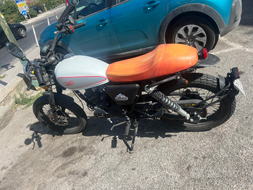 Ciclomotore Mash 50 cc utilizzato pochissimo