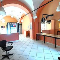 Bottega Centrale anche per parrucchiera
