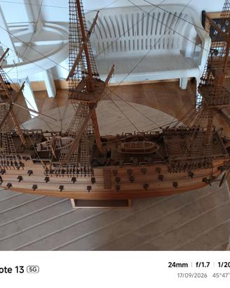 nave in legno