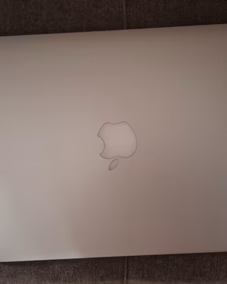 MacBook Pro 13"  2015 - i5, 2.9 GHz, 8Gb Ram