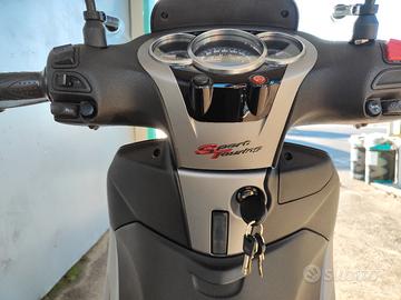 Beverly 350