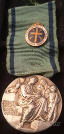 Medaglia Onore Madri Numerose Azione Cattolica