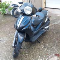 Piaggio Beverly 500