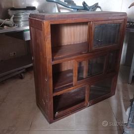 vetrina in legno massello