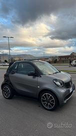 Smart fortwo 453 Cabrio 1.0 benzina 71cv