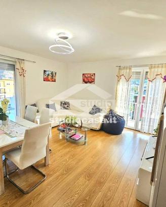 Appartamento di 115 m² con 5 locali e box auto dop