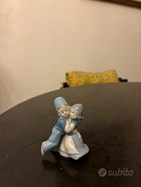 Statuina in porcellana