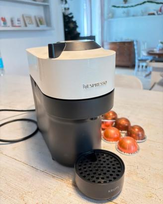 Macchinetta del caffè Nespresso Vertuo Pop