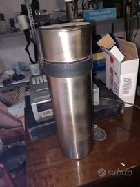 THERMOS