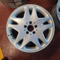 CERCHI USATI RAGGIO 17 POLLICI MERCEDES E - CPC996