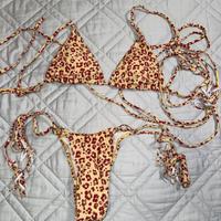 Bikini donna leopardato con laccetti