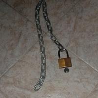Catena con lucchetto per bicicletta 